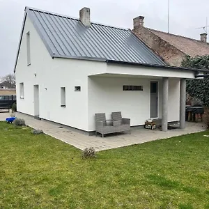 zkontrolujte dostupnost