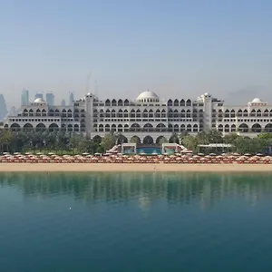 Курортный комплекс Jumeirah Zabeel Saray Дубай