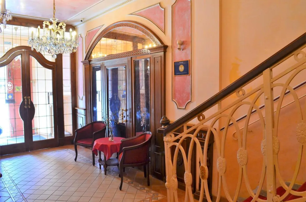 ****  Hotel Renesance Krasna Kralovna Karlovy Vary Czech Republic