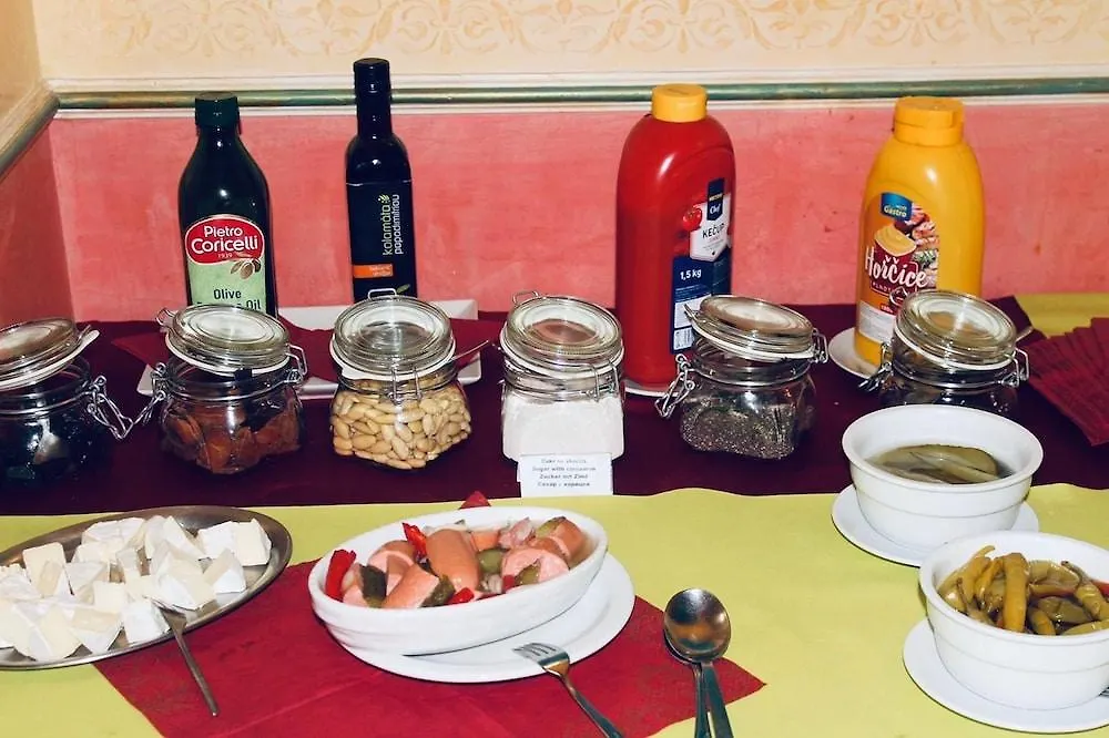 ****  Hotel Renesance Krasna Kralovna Karlovy Vary Czech Republic